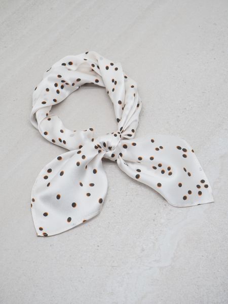 Hovedbilde 7DAYS silkeskjerf mini off-white