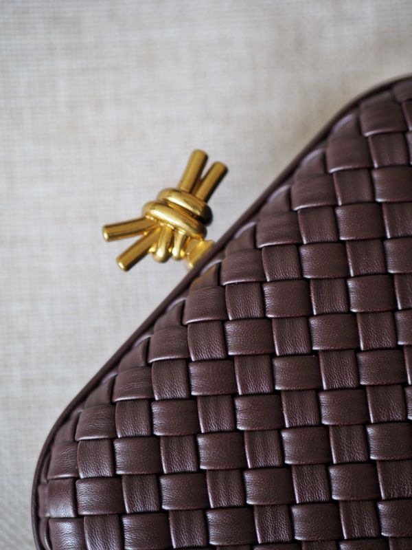 Clutch eskeveske brun