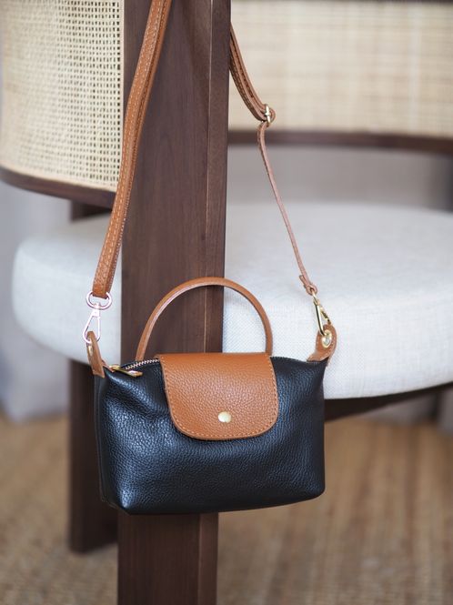 Hovedbilde Liten skinnveske svart og cognac