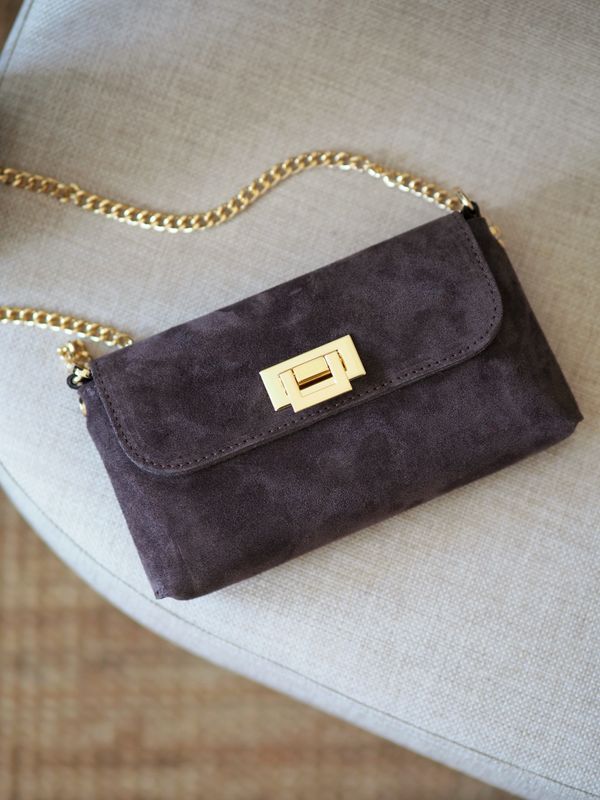 Clutch semsket skinn mørkebrun