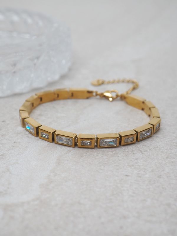 Armbånd med zirkoner i stål
