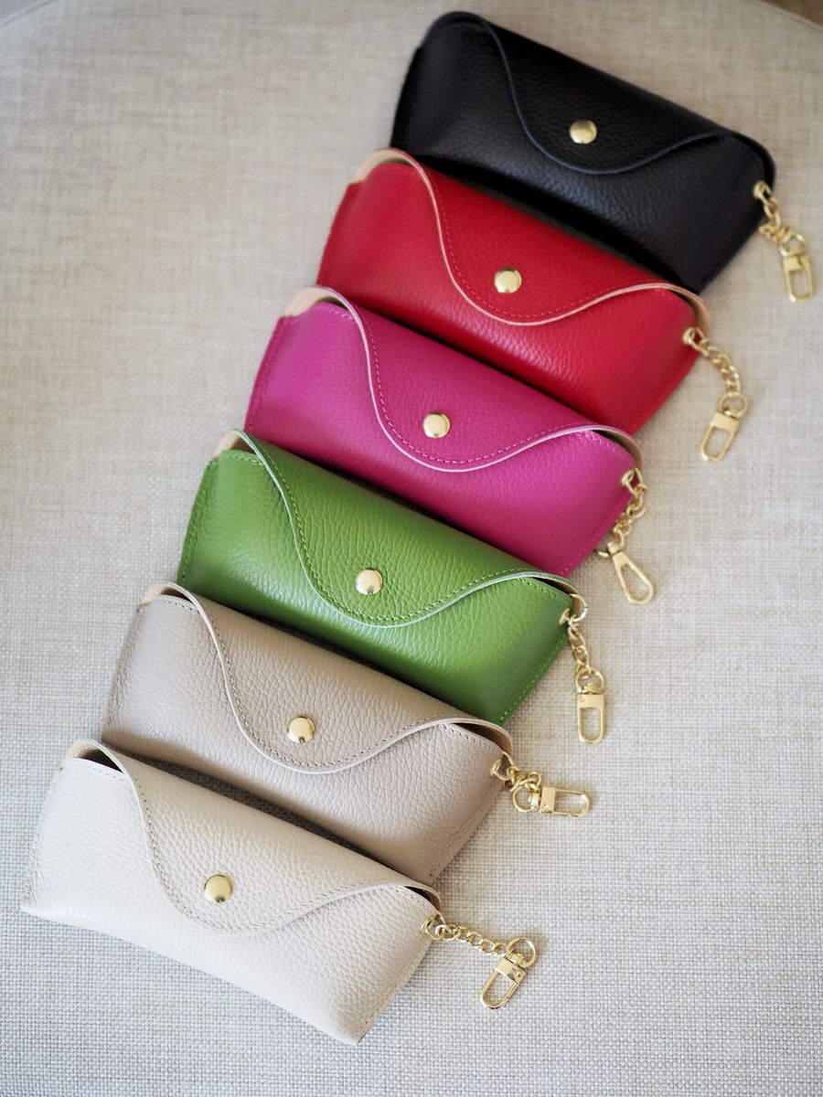 Skinn brilleetui fuksia