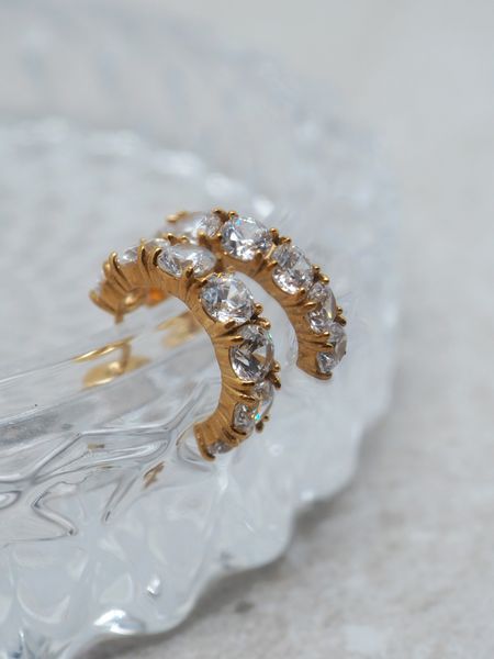 Hovedbilde Hoops blanke zirkoner i stål gullfarget