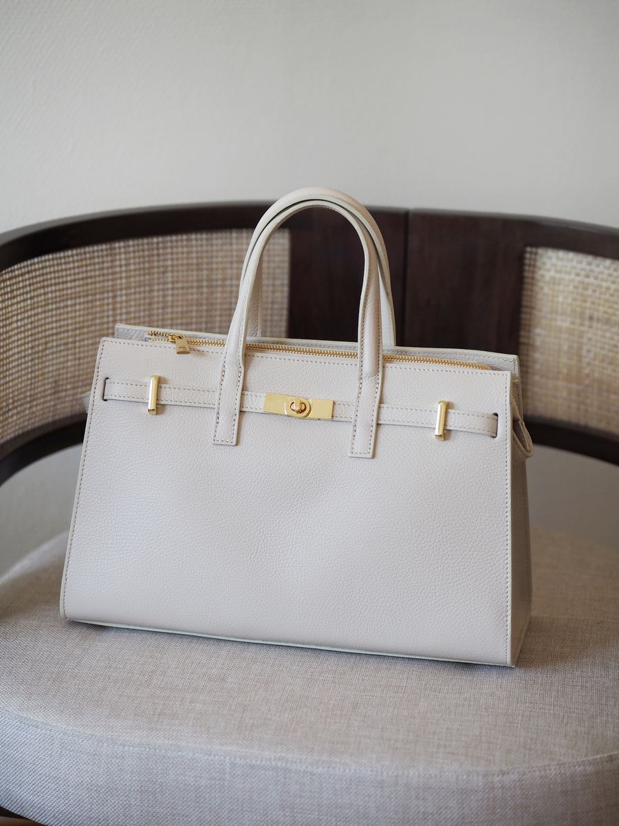 Stor klassisk skinnveske off-white