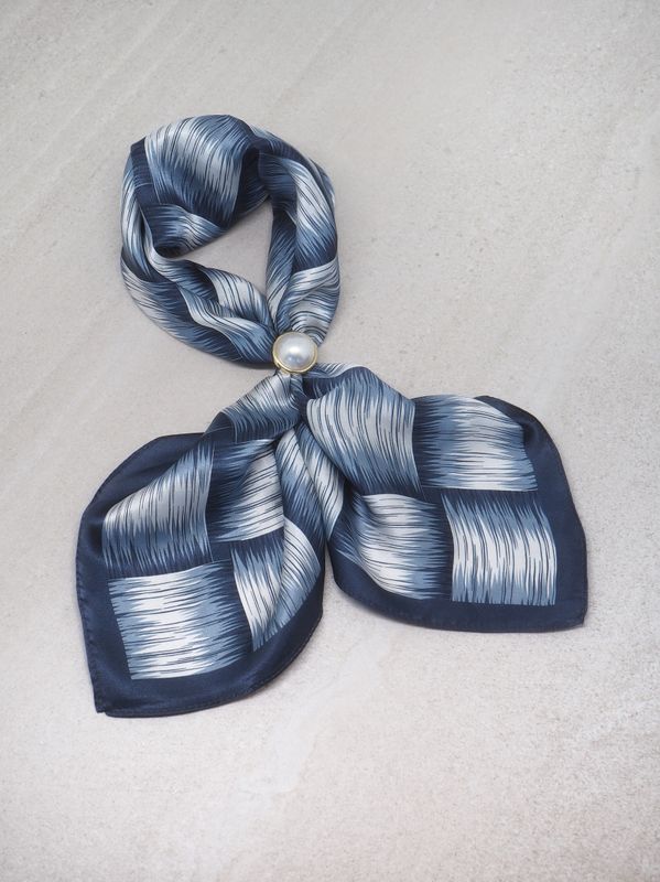 Skjerfnål perle off-white