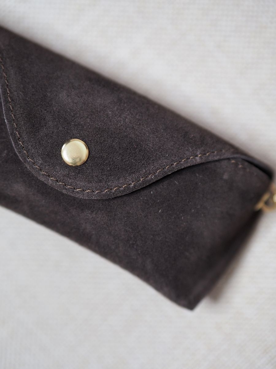 Brilleetui semsket skinn mørkebrun