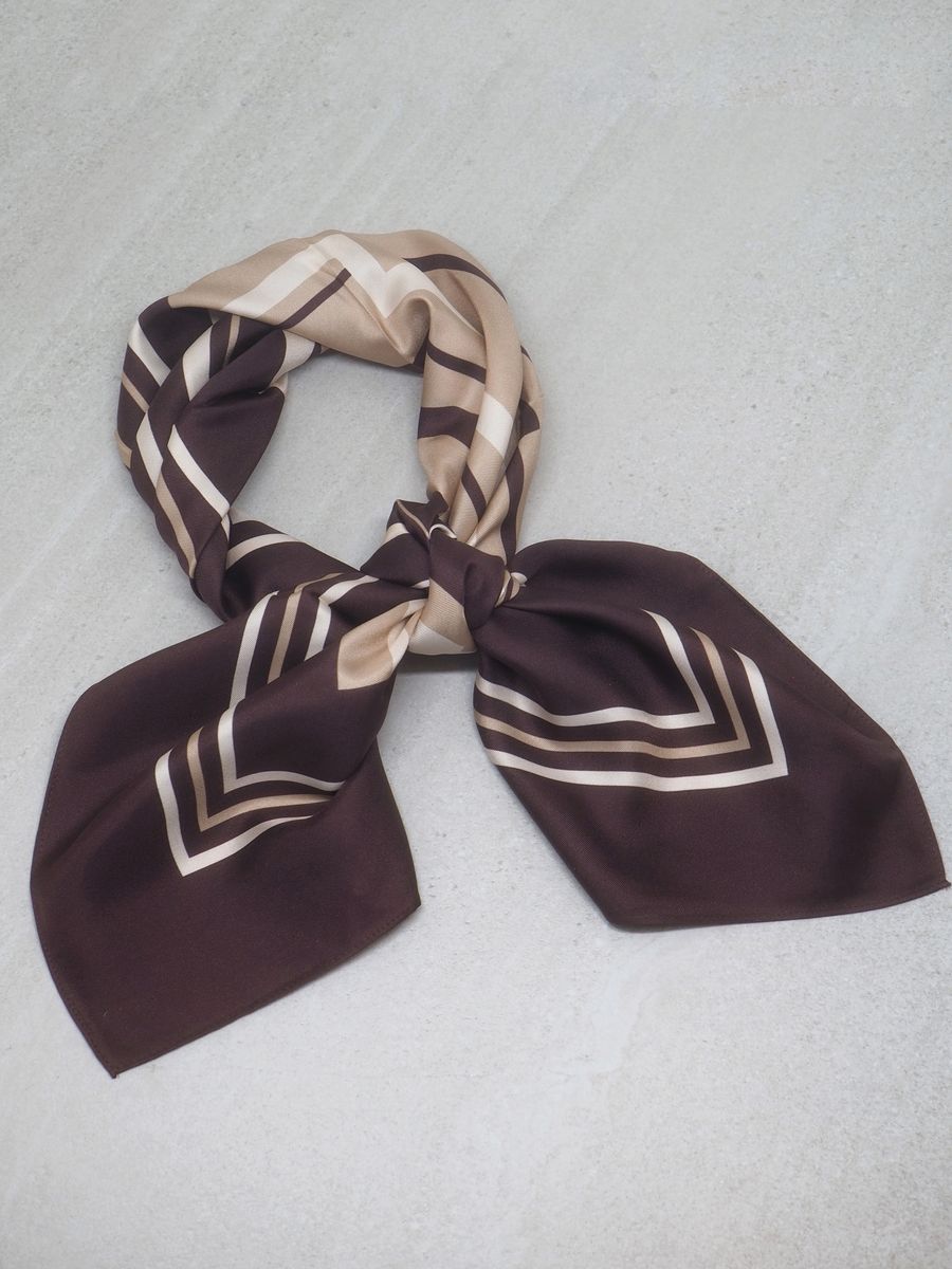 Silkeskjerf 7DAYS stort brun og beige